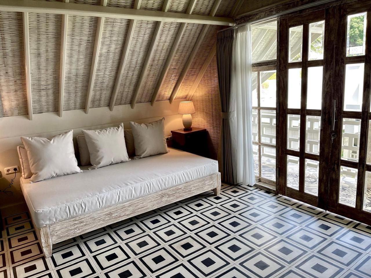 Dhauteya Villa Ambat Екстер'єр фото